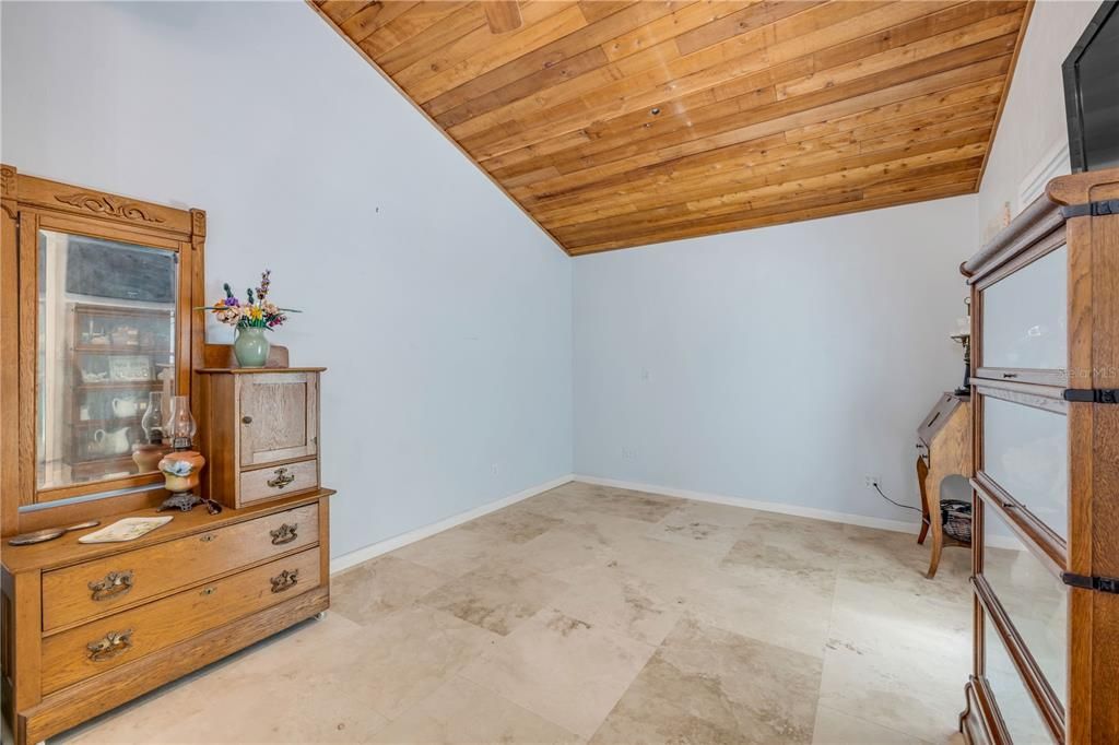 待售: $3,400,000 (6 贝兹, 4 浴室, 4827 平方英尺)