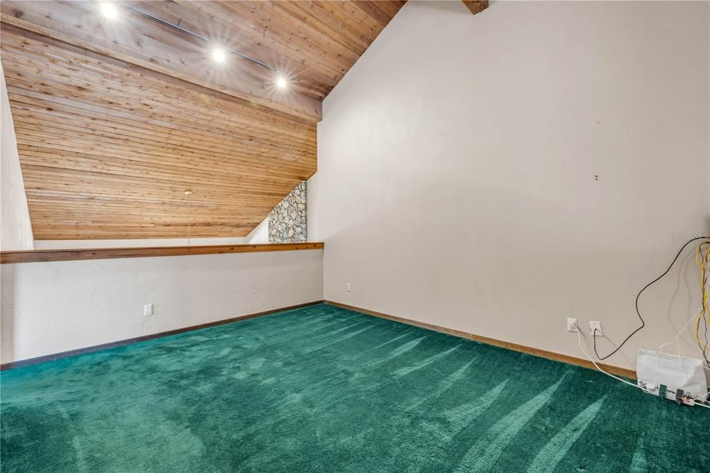 待售: $3,400,000 (6 贝兹, 4 浴室, 4827 平方英尺)