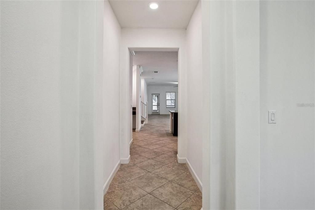 出租: $3,380 (5 贝兹, 3 浴室, 3773 平方英尺)