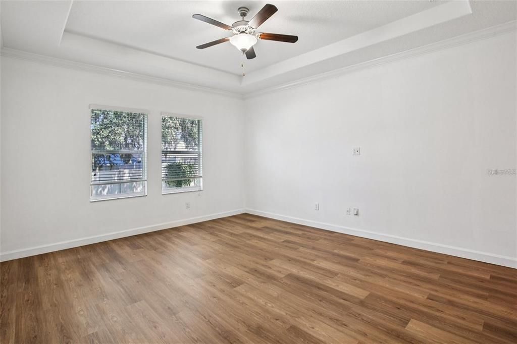 出租: $3,380 (5 贝兹, 3 浴室, 3773 平方英尺)