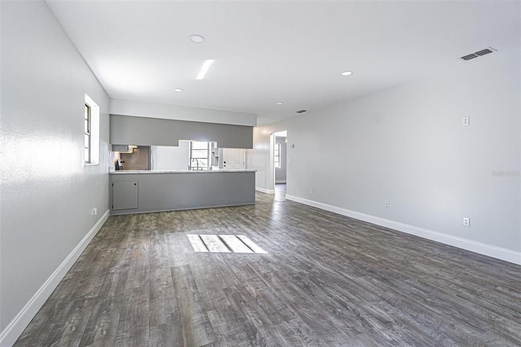 En Venta: $212,000 (2 camas, 2 baños, 1180 Pies cuadrados)