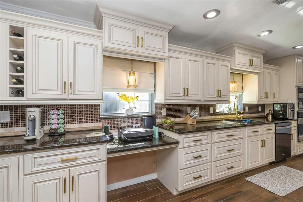 待售: $624,000 (3 贝兹, 2 浴室, 1834 平方英尺)