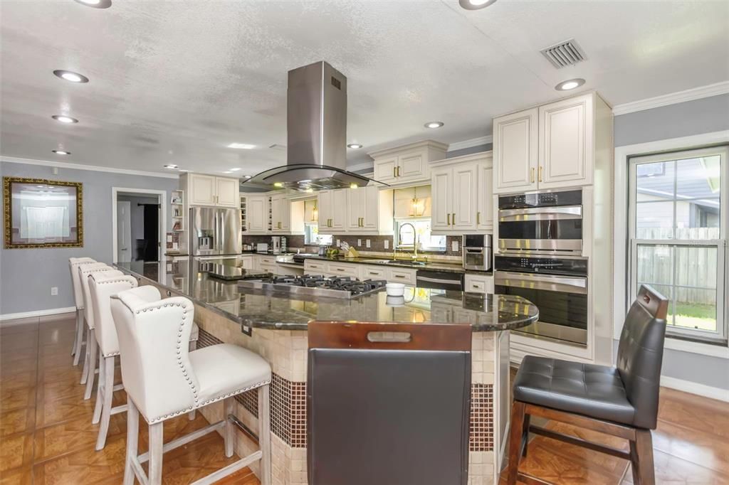 待售: $624,000 (3 贝兹, 2 浴室, 1834 平方英尺)