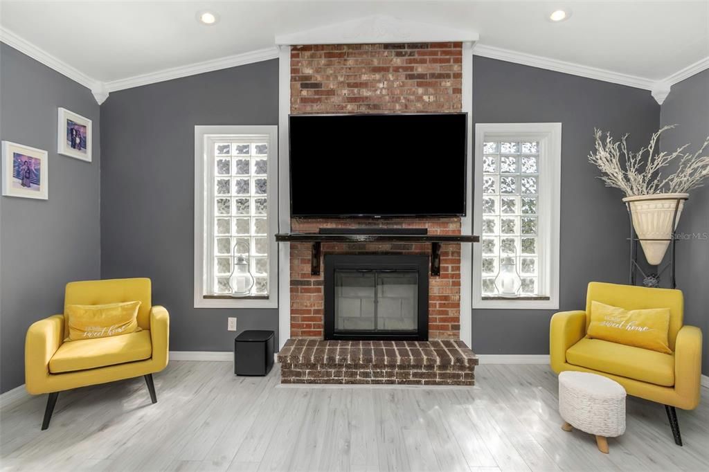 待售: $624,000 (3 贝兹, 2 浴室, 1834 平方英尺)