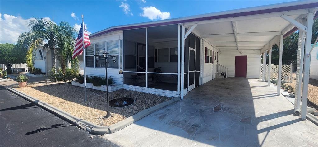 For Sale: $130,000 (2 beds, 2 baths, 1008 Square Feet)