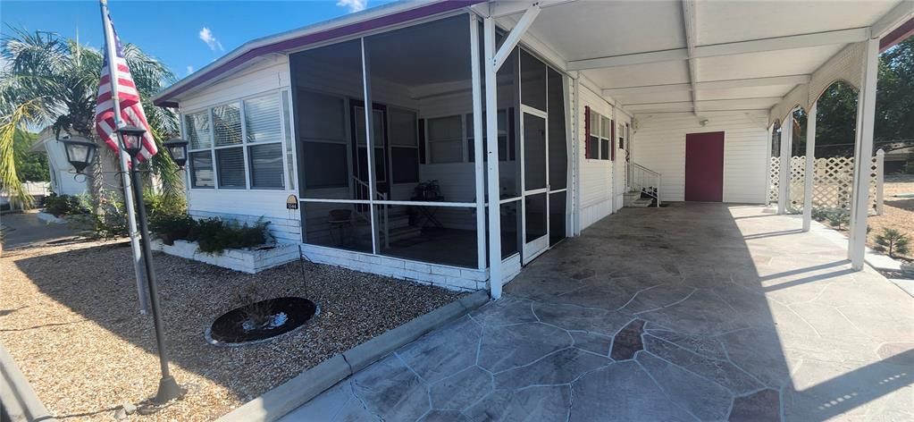 For Sale: $130,000 (2 beds, 2 baths, 1008 Square Feet)