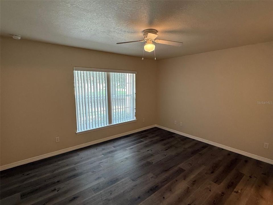 出租: $1,500 (3 贝兹, 2 浴室, 1150 平方英尺)