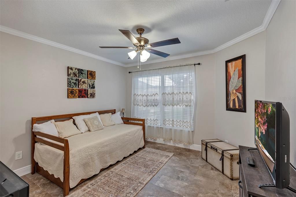 待售: $229,000 (2 贝兹, 2 浴室, 1254 平方英尺)