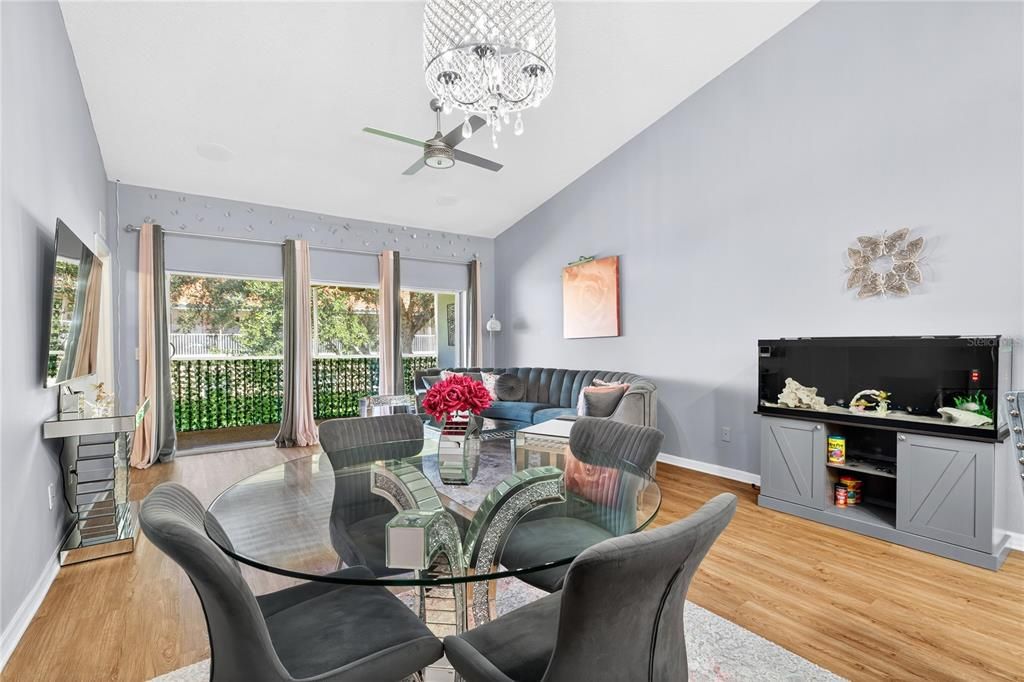 En Venta: $225,000 (3 camas, 2 baños, 1291 Pies cuadrados)