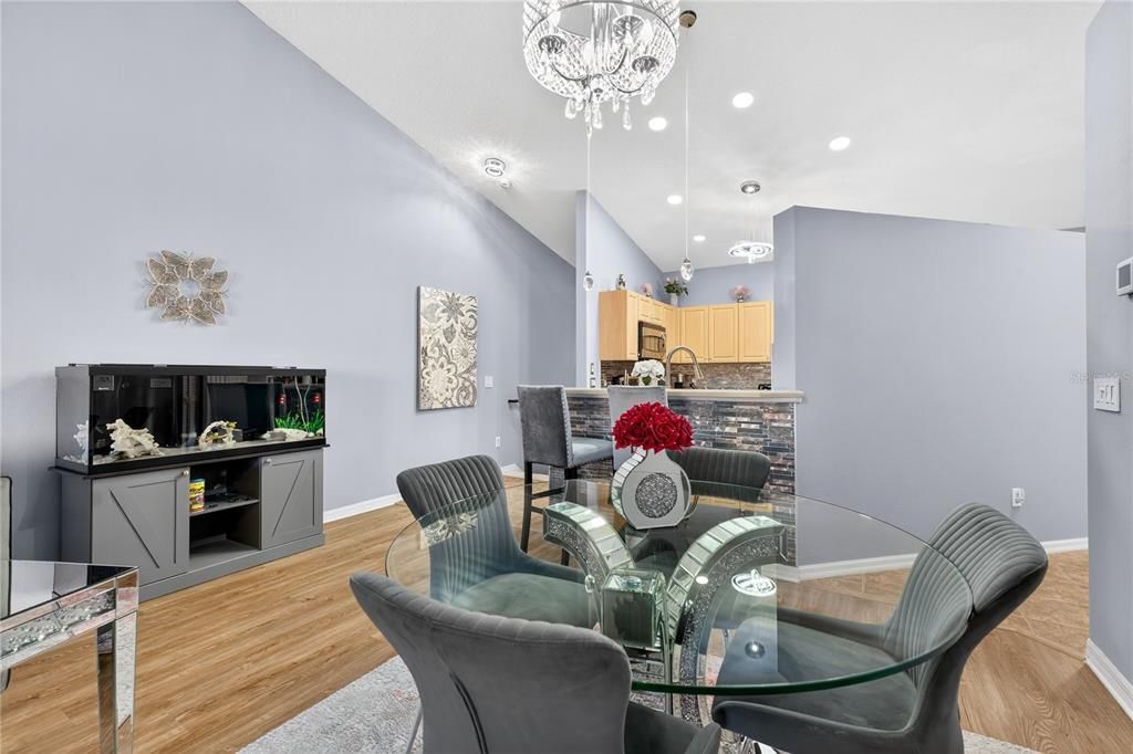 En Venta: $225,000 (3 camas, 2 baños, 1291 Pies cuadrados)