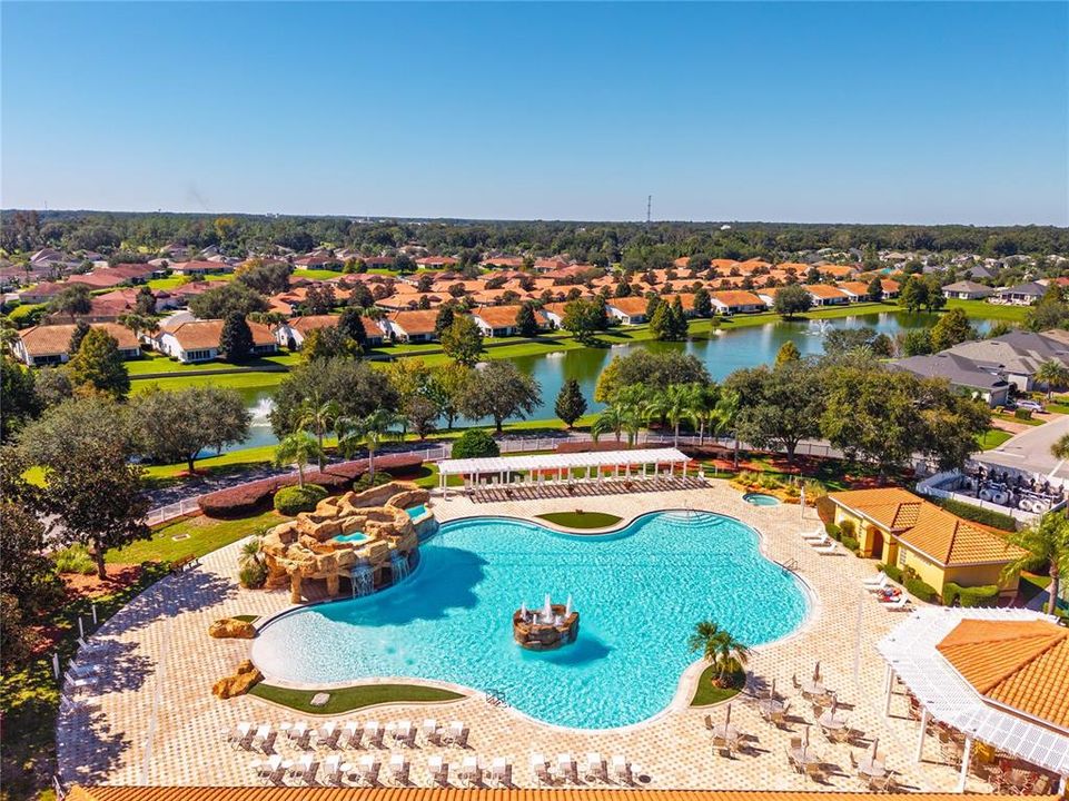 En Venta: $225,000 (3 camas, 2 baños, 1291 Pies cuadrados)