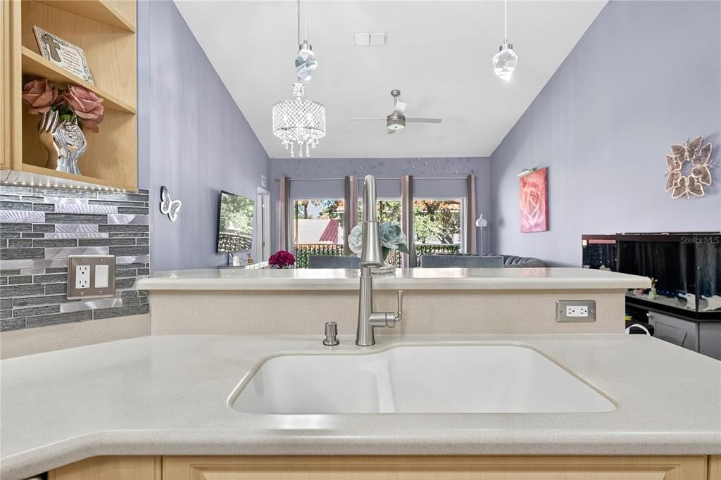 En Venta: $225,000 (3 camas, 2 baños, 1291 Pies cuadrados)