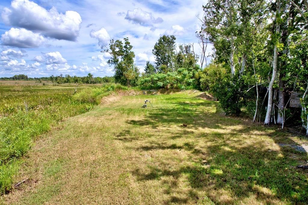 En Venta: $47,000 (1.30 acres)