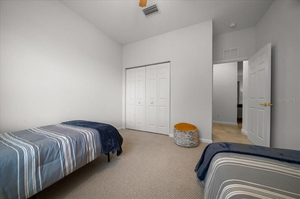 待售: $297,900 (3 贝兹, 2 浴室, 1692 平方英尺)