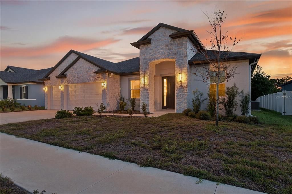 待售: $855,000 (4 贝兹, 3 浴室, 3088 平方英尺)