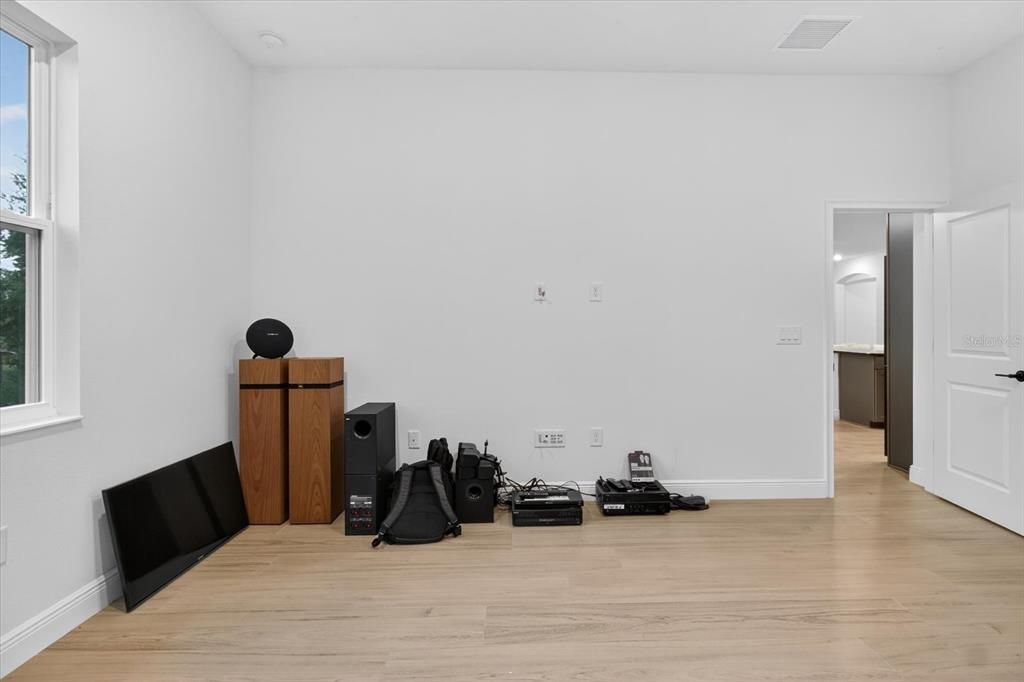 待售: $855,000 (4 贝兹, 3 浴室, 3088 平方英尺)