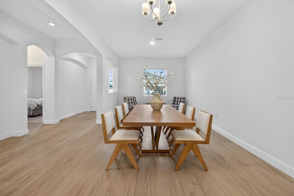 待售: $855,000 (4 贝兹, 3 浴室, 3088 平方英尺)