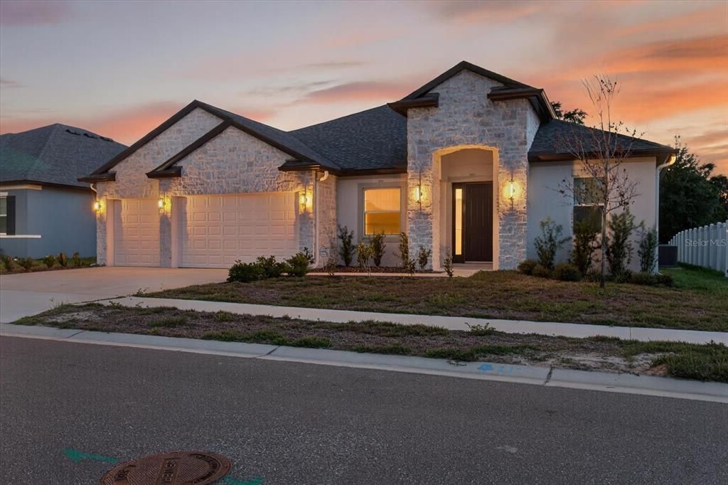 待售: $855,000 (4 贝兹, 3 浴室, 3088 平方英尺)