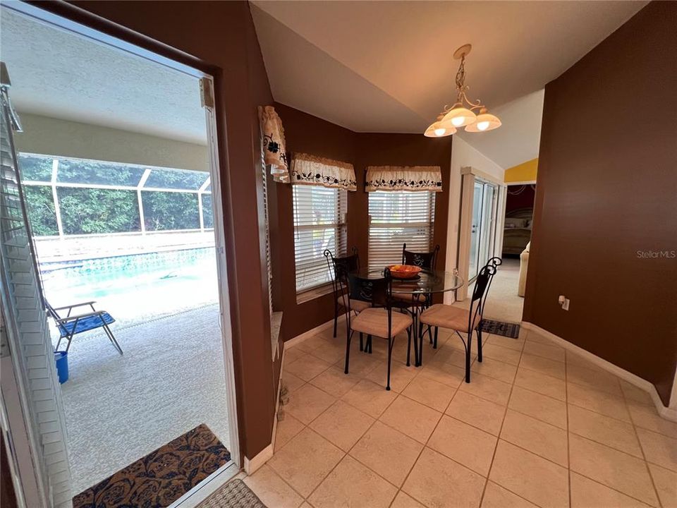 For Sale: $375,000 (3 beds, 2 baths, 1620 Square Feet)