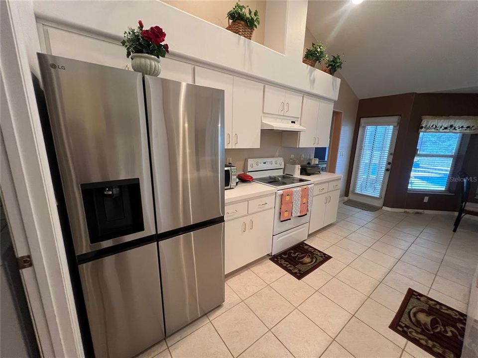 For Sale: $375,000 (3 beds, 2 baths, 1620 Square Feet)