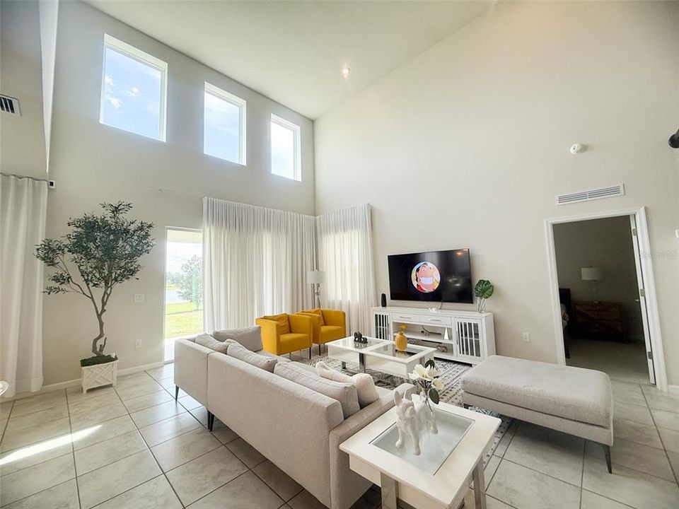 For Rent: $4,500 (5 beds, 4 baths, 3312 Square Feet)