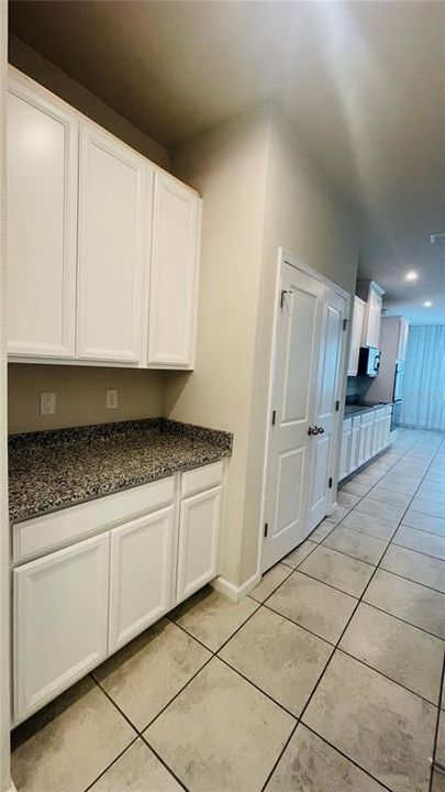 For Rent: $4,500 (5 beds, 4 baths, 3312 Square Feet)