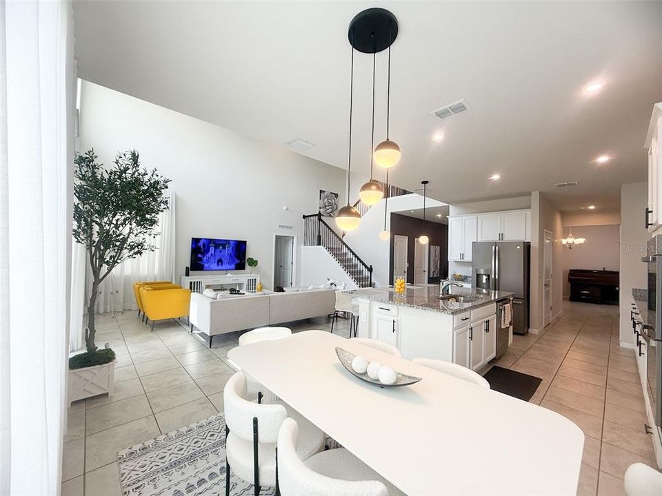 For Rent: $4,500 (5 beds, 4 baths, 3312 Square Feet)