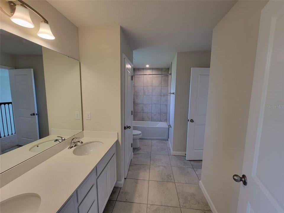 For Rent: $4,500 (5 beds, 4 baths, 3312 Square Feet)