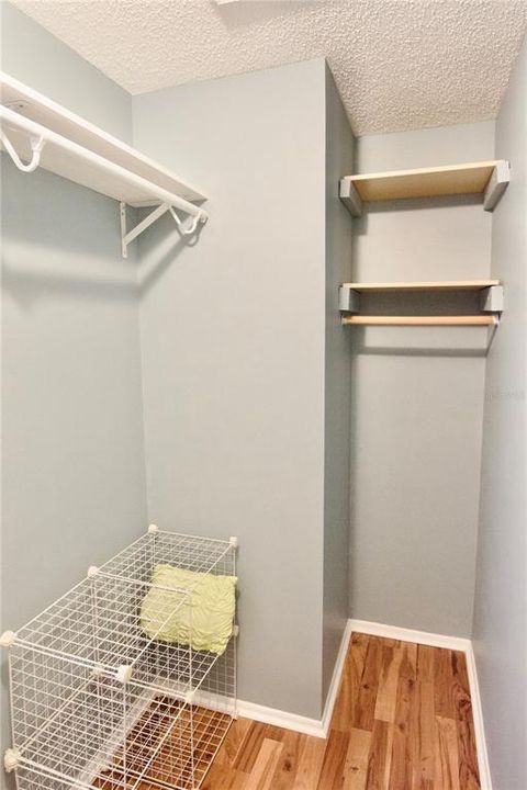 Под контрактом: $159,999 (2 спален, 2 ванн, 1118 Квадратных фут)