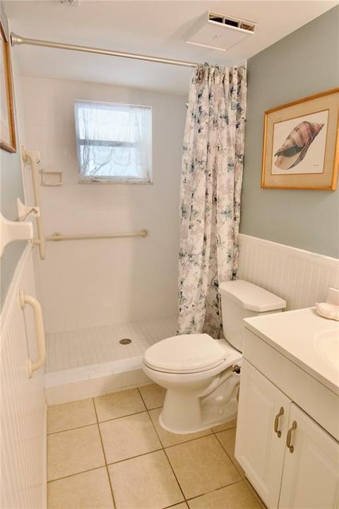 Под контрактом: $159,999 (2 спален, 2 ванн, 1118 Квадратных фут)