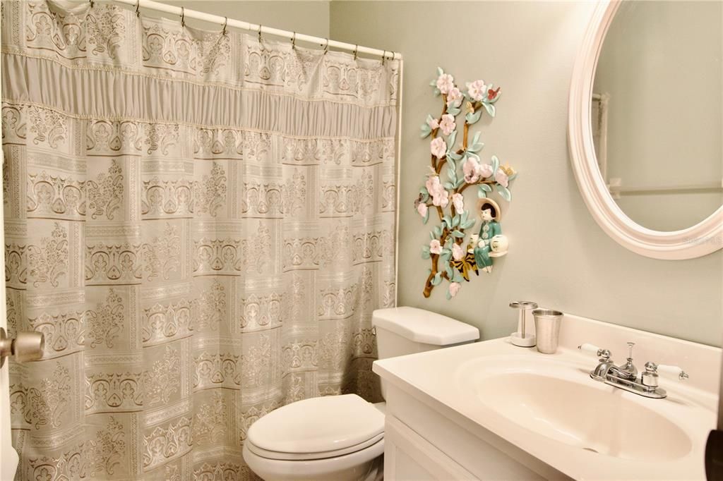 Под контрактом: $159,999 (2 спален, 2 ванн, 1118 Квадратных фут)