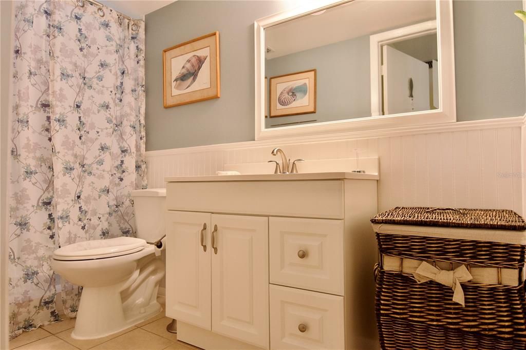 Под контрактом: $159,999 (2 спален, 2 ванн, 1118 Квадратных фут)