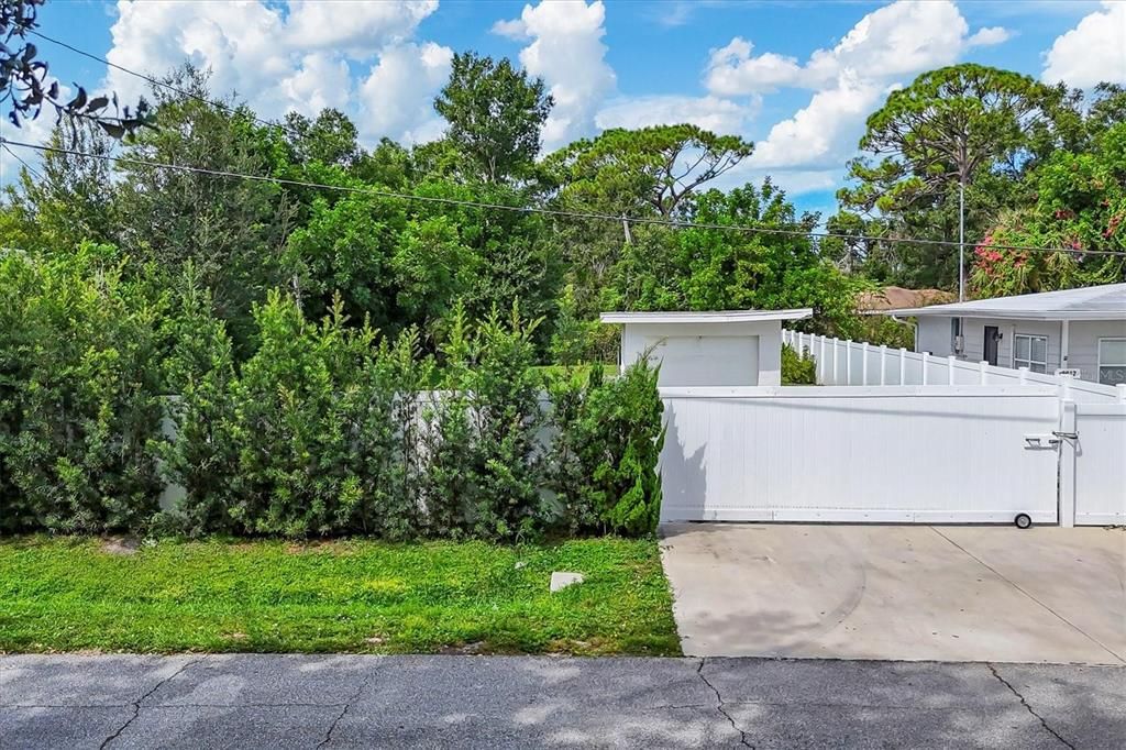 最近售出: $110,000 (0.15 acres)