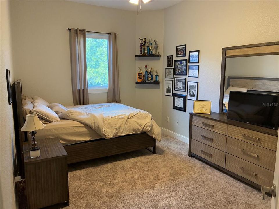 For Sale: $337,000 (3 beds, 2 baths, 1741 Square Feet)