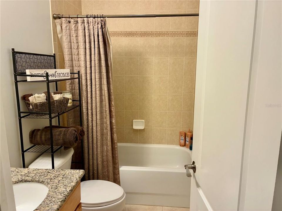 For Sale: $337,000 (3 beds, 2 baths, 1741 Square Feet)