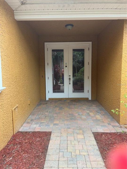 For Sale: $337,000 (3 beds, 2 baths, 1741 Square Feet)