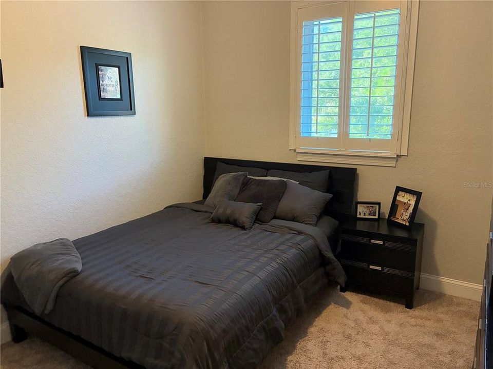 For Sale: $337,000 (3 beds, 2 baths, 1741 Square Feet)