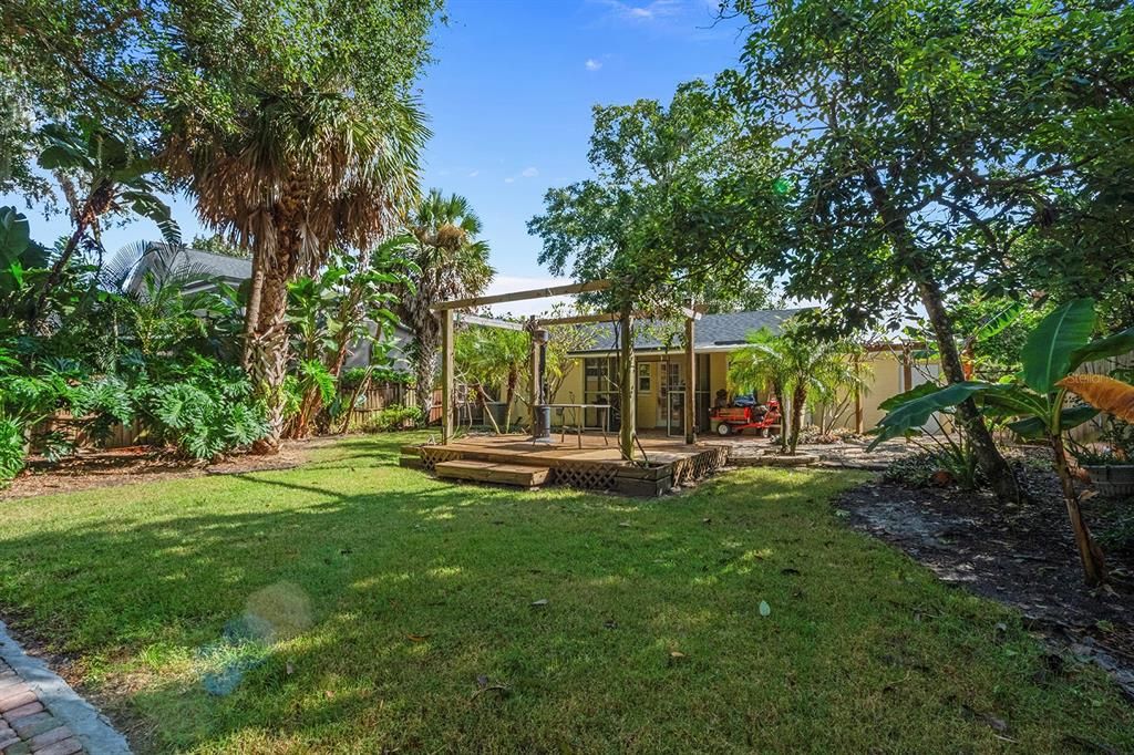 Activo con contrato: $330,000 (2 camas, 1 baños, 938 Pies cuadrados)