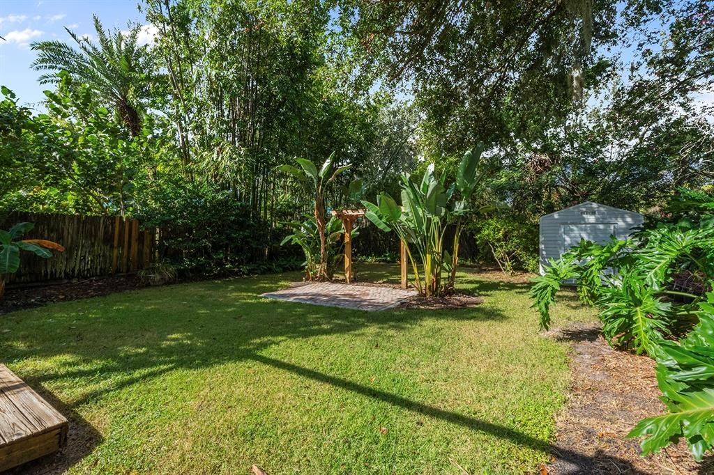 Activo con contrato: $330,000 (2 camas, 1 baños, 938 Pies cuadrados)