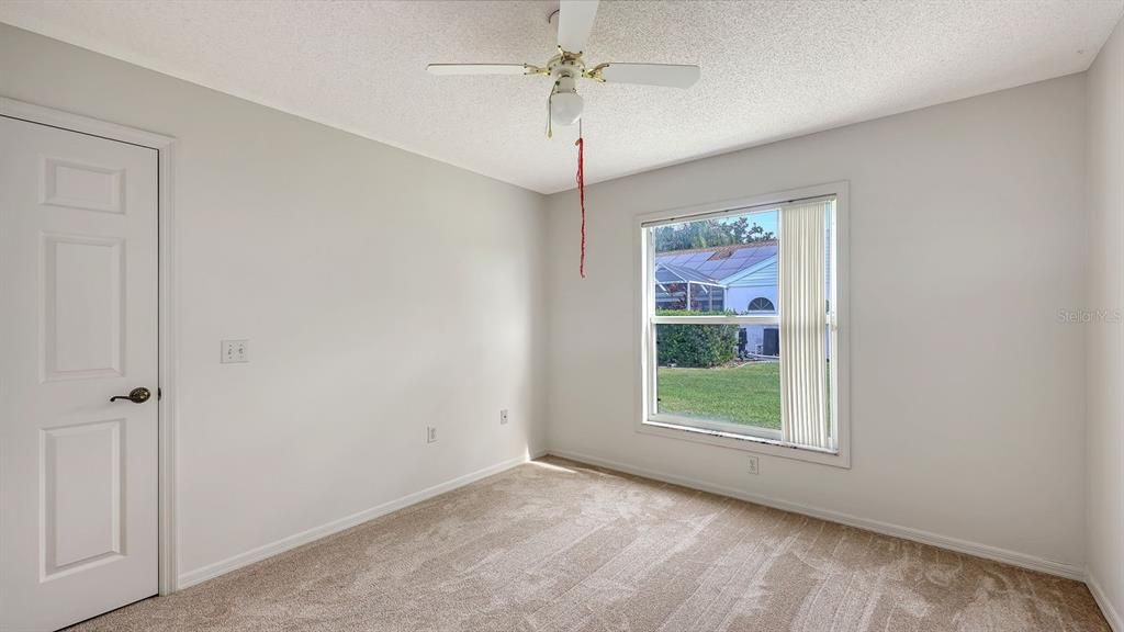 Active With Contract: $400,000 (4 beds, 2 baths, 2212 Square Feet)