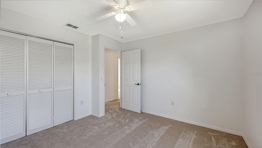 Active With Contract: $400,000 (4 beds, 2 baths, 2212 Square Feet)