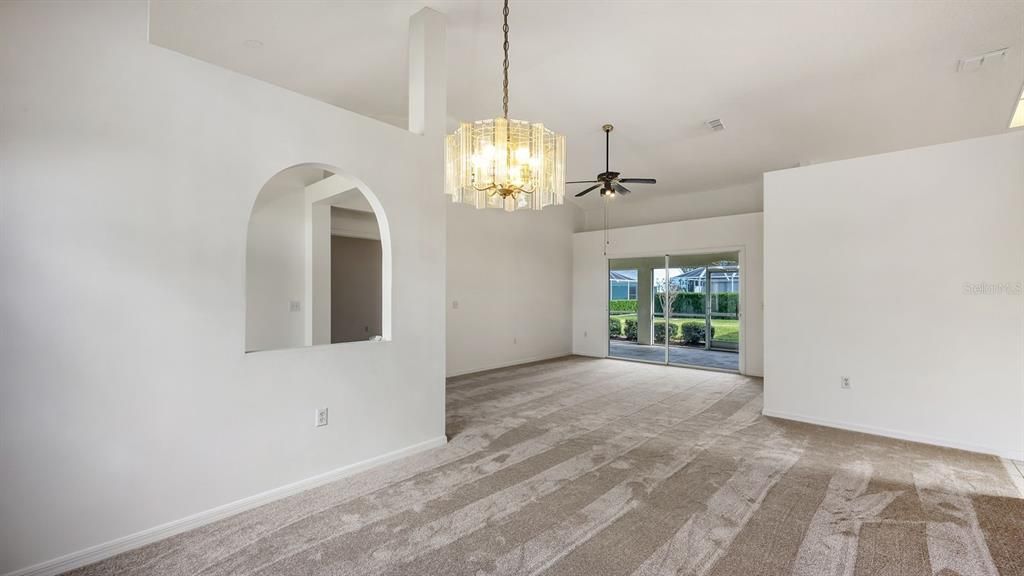 Active With Contract: $400,000 (4 beds, 2 baths, 2212 Square Feet)