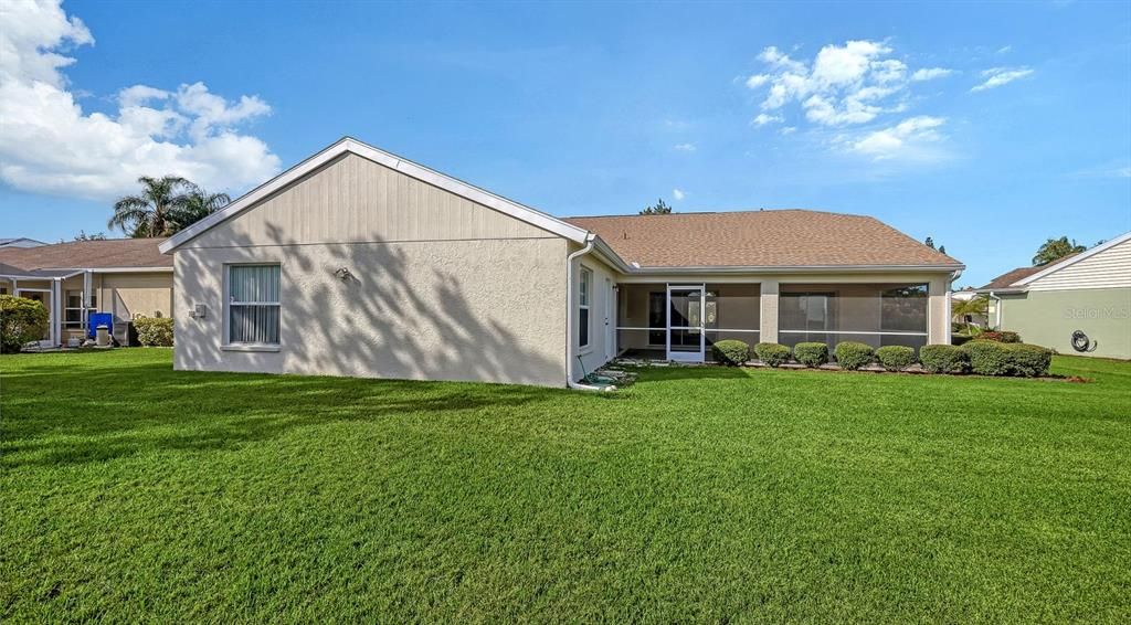 Active With Contract: $400,000 (4 beds, 2 baths, 2212 Square Feet)