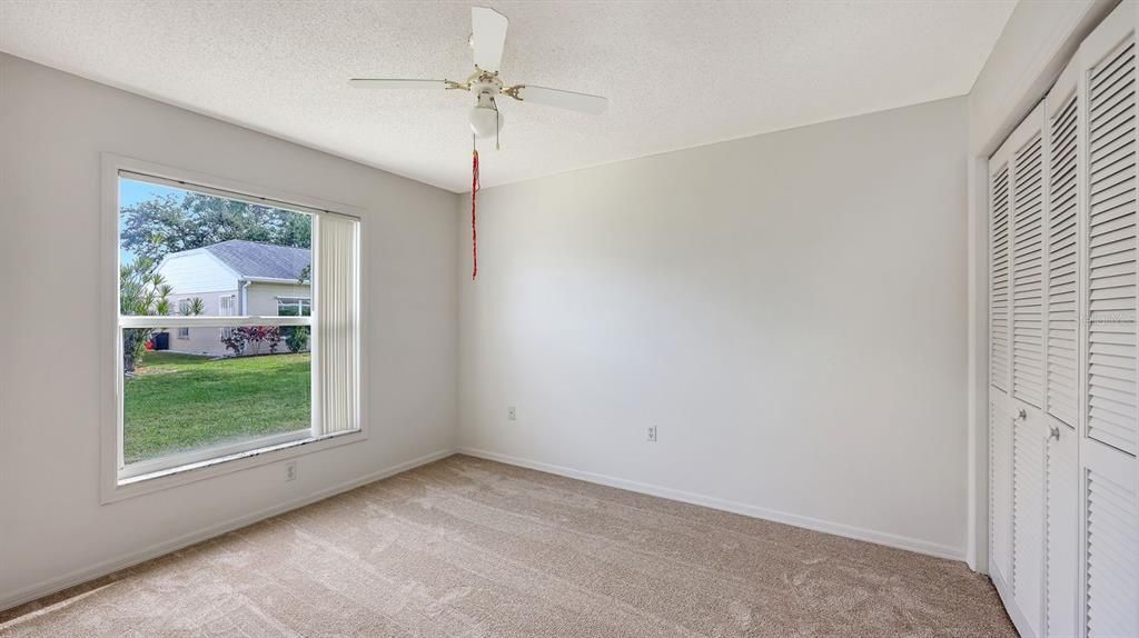 Active With Contract: $400,000 (4 beds, 2 baths, 2212 Square Feet)