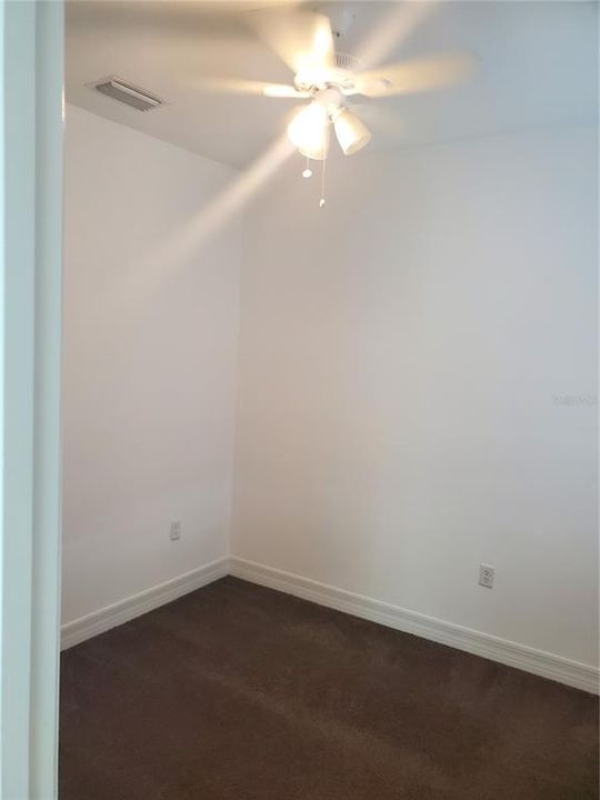 For Rent: $2,100 (4 beds, 2 baths, 1750 Square Feet)