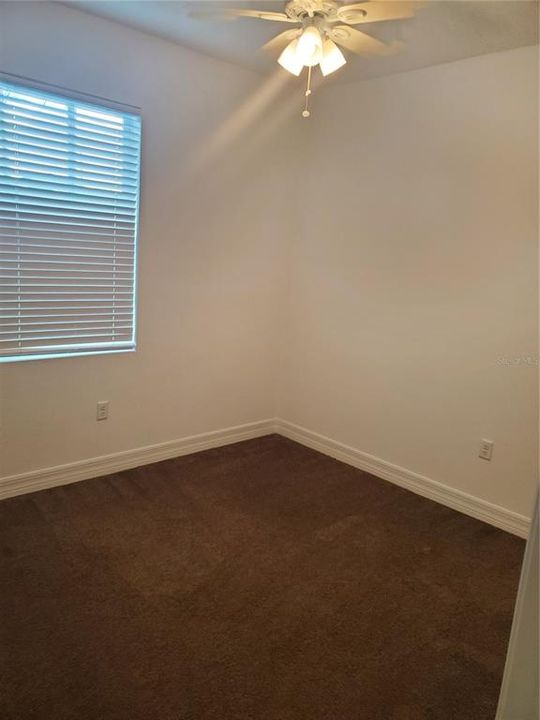 For Rent: $2,100 (4 beds, 2 baths, 1750 Square Feet)