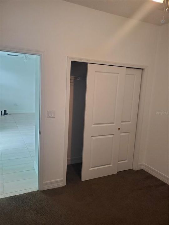 For Rent: $2,100 (4 beds, 2 baths, 1750 Square Feet)