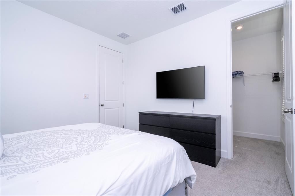 For Sale: $1,199,000 (4 beds, 3 baths, 2316 Square Feet)