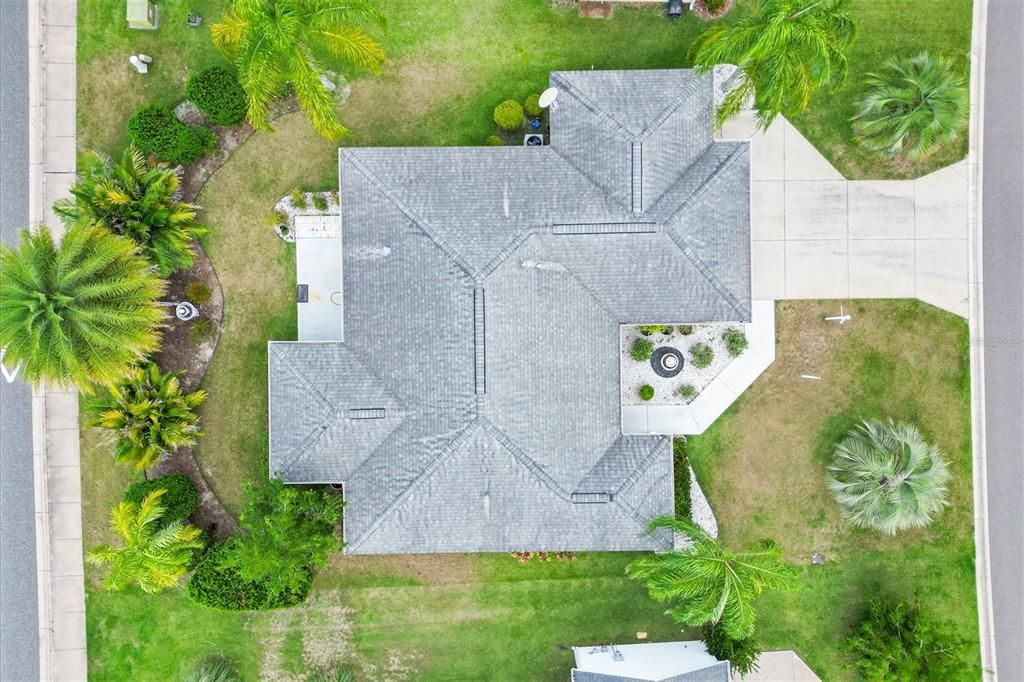 Active With Contract: $334,900 (3 beds, 2 baths, 1392 Square Feet)