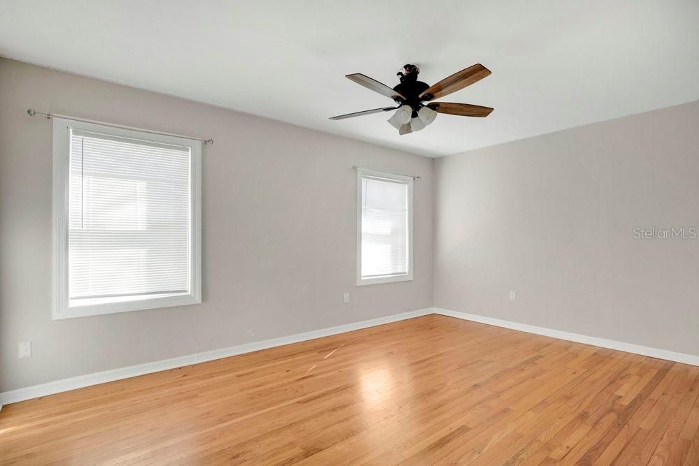 For Sale: $510,000 (3 beds, 2 baths, 1910 Square Feet)